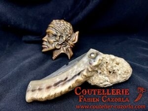 Couteau Corse traditionnel de berger Labellisé Modèle Cazorla avec Lame Damas 04062507 – Image 5