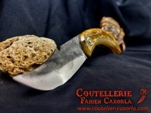 Couteau Corse traditionnel de berger Curnicciolu Fabianu 03102546