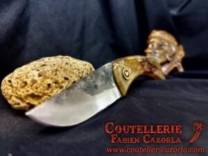 Couteau Corse traditionnel de berger Curnicciolu Fabianu 03102547