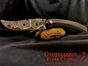 Couteau Corse traditionnel de berger Modèle Cazorla avec Lame Damas Oeil d'Orezza  Nickel 14122401 – Image 3