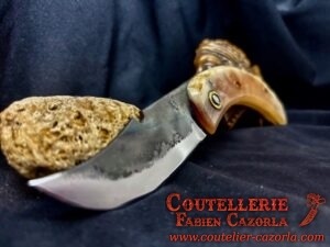 Couteau Corse traditionnel de berger Curnicciolu Fabianu 03102545