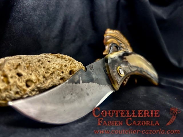 Couteau Corse Modèle Fabianu  PIEMONTAIS 06102503
