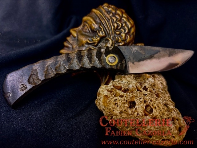 Couteau Corse traditionnel de berger Modèle Fabianu de poche 12122520S – Image 3