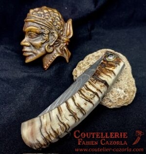 Couteau Corse traditionnel de berger Modèle Cazorla avec Lame Damas Plume  24062501 – Image 6