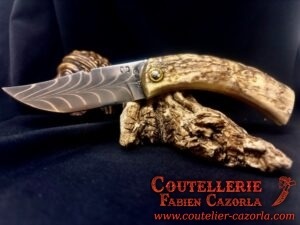 Couteau Corse traditionnel de berger Modèle Cazorla avec Lame Damas Plume Labellisé 26082503 – Image 2