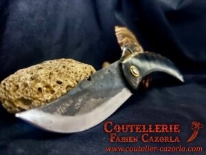Couteau Corse Modèle Fabianu  PIEMONTAIS 06102501