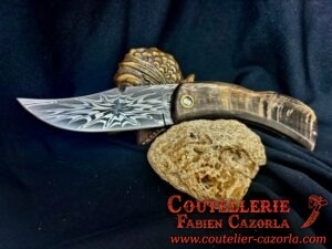Couteau Corse traditionnel de berger Modèle Cazorla avec Lame Damas Explosion 05122416 – Image 2