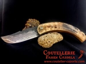 Couteau Corse traditionnel de berger Modèle Cazorla avec Lame Damas Nickel 29072510 – Image 2
