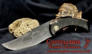 Couteau Corse traditionnel de berger Modèle Cazorla avec Lame Damas 21062502
