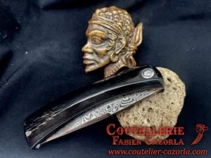 Couteau Corse traditionnel de berger Modèle Labellisé Cazorla avec Lame Damas Oeil d'Orezza  Cuivre 24062511 – Image 5