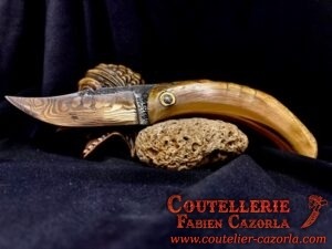 Couteau Corse traditionnel de berger Modèle Cazorla avec Lame Damas 07072509 – Image 2