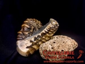 Couteau Corse traditionnel de berger Modèle Cazorla avec Lame Damas Cuivre 21072501 – Image 5