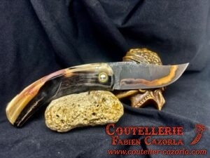 Couteau Corse traditionnel de berger Modèle Cazorla avec Lame Damas Cuivre 03102534 – Image 3