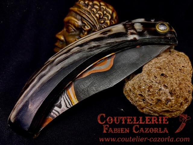 Couteau Corse traditionnel de berger Modèle Cazorla avec Lame Damas Cuivre Nickel 09122501S – Image 6