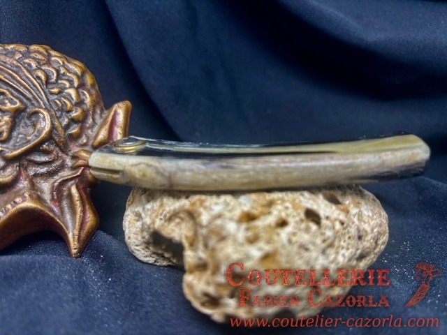 Couteau Corse traditionnel de berger Modèle Fabianu de poche 08112518 – Image 4