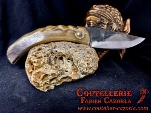 Couteau Corse traditionnel de berger Modèle Fabianu de poche 03102507 – Image 2