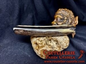 Couteau Corse traditionnel de berger Modèle Cazorla avec Lame Damas Cuivre Nickel 03102541 – Image 4