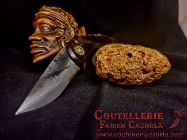 Couteau Corse traditionnel de berger Modèle Fabianu de poche 10122501S