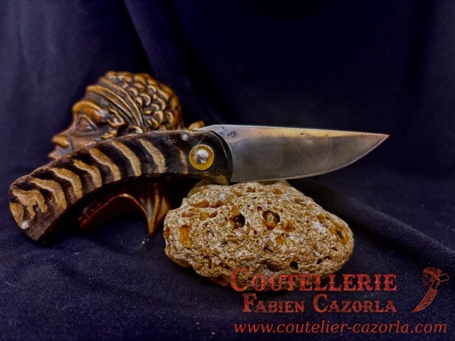 Couteau Corse traditionnel de berger Modèle Fabianu de poche 10122502S – Image 3