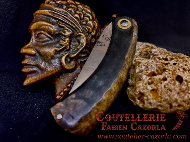 Couteau Corse traditionnel de berger Modèle Fabianu de poche 10122502S – Image 5