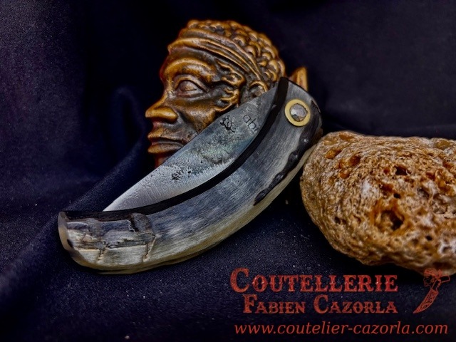 Couteau Corse traditionnel de berger Modèle Fabianu de poche 12122517S – Image 4