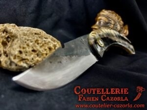 Couteau Corse traditionnel de berger Curnicciolu Fabianu 06102513