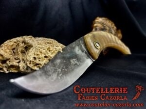 Couteau Corse traditionnel de berger Curnicciolu Fabianu 06102514