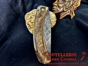 Couteau Corse traditionnel de berger Modèle Cazorla avec Lame Damas Plume  Labellisé 06102532 – Image 6