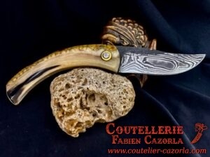 Couteau Corse traditionnel de berger Modèle Cazorla avec Lame Damas 06102535 – Image 3