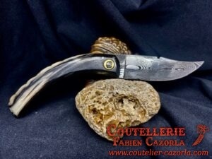 Couteau Corse traditionnel de berger Modèle Cazorla avec Lame Damas 06102547 – Image 3
