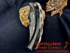 Couteau Corse traditionnel de berger Modèle Cazorla avec Lame Damas 06102547 – Image 5