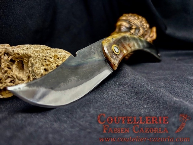Couteau Corse traditionnel de berger Curnicciolu Fabianu 09102534