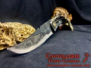 Couteau Corse traditionnel de berger Curnicciolu Fabianu 09102548