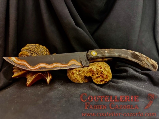 Couteau Corse traditionnel de berger Modèle Cazorla avec Lame Fixe Damas Cuivre Nickel 19112501 – Image 5