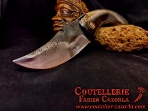 Couteau Corse traditionnel de berger Curnicciolu Fabianu 23012602S