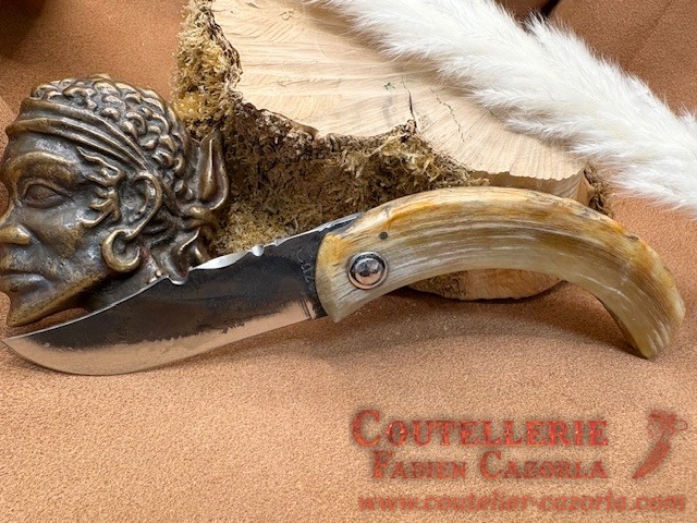 Couteau de berger Corse traditionnel Curnicciolu 16052607