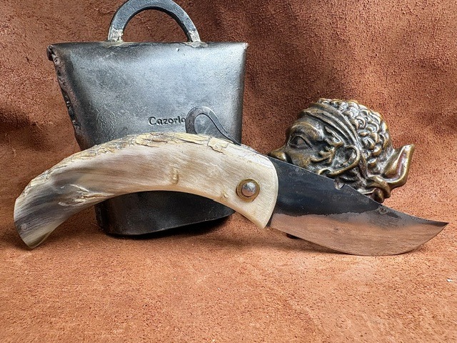 Couteau de berger Corse traditionnel Curnicciolu Fabianu grand modèle Piémontais 02102605 – Image 2